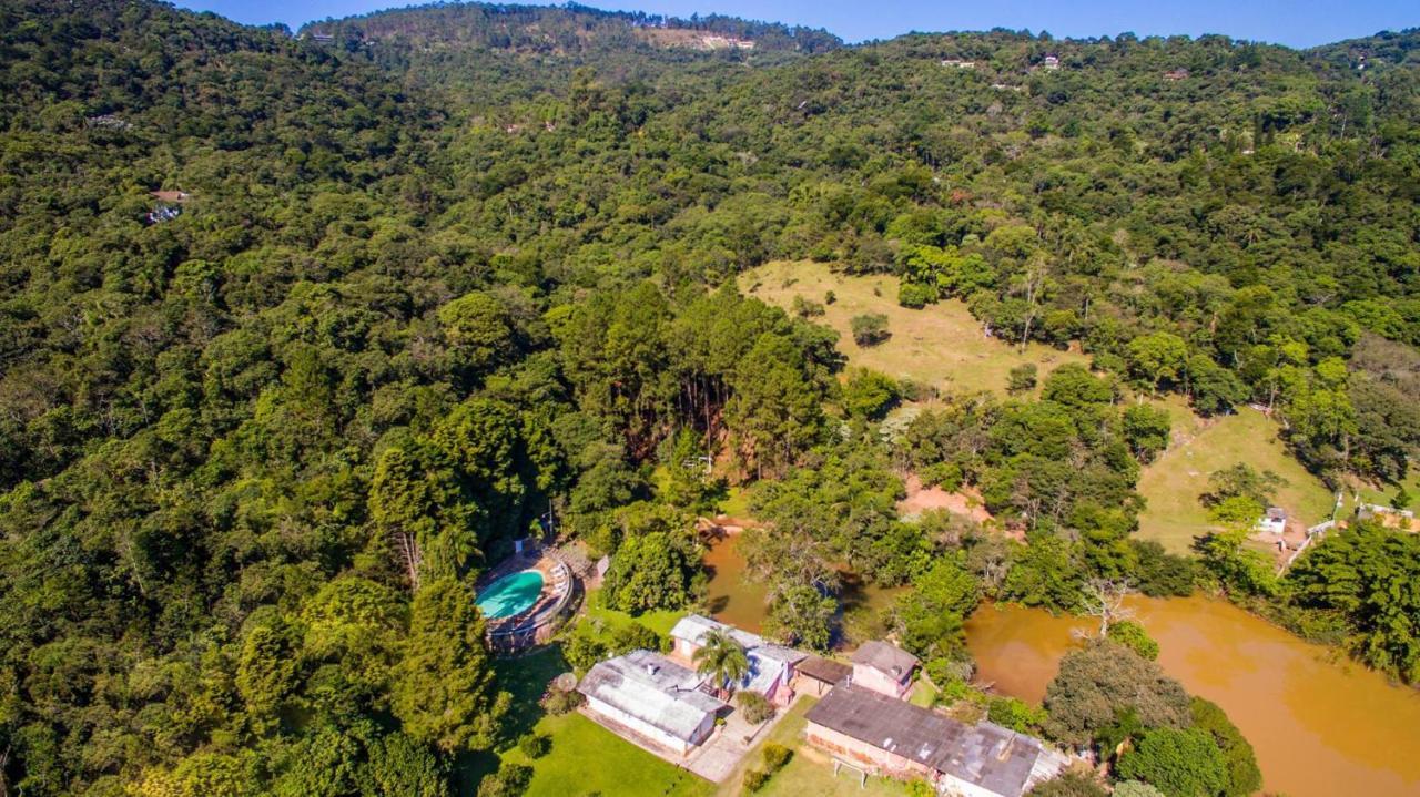 Villaggio Serra Da Cantareira Mairipora Bagian luar foto